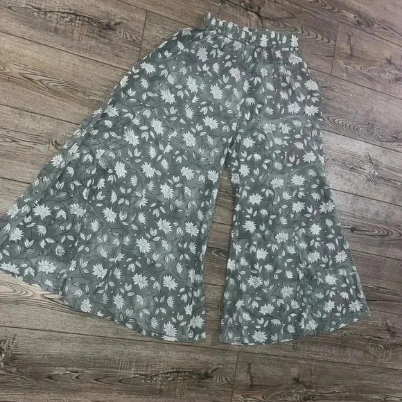 Lotasi jewels rare and unique BoHo oversized baggy flare Wide leg - Picture 3 of 3